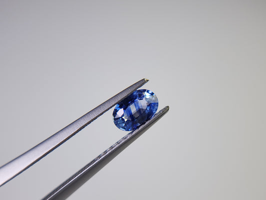0904-7　サファイア　0.56ct