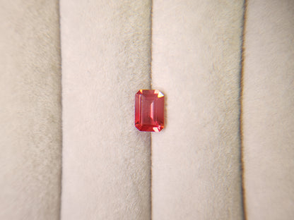 0151-3-9　バイカラーアンデシン　0.89ct