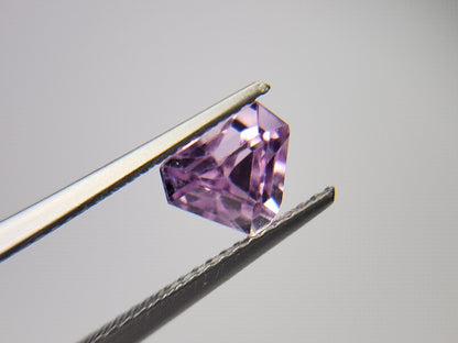 0874-30　クンツァイト　1.65ct