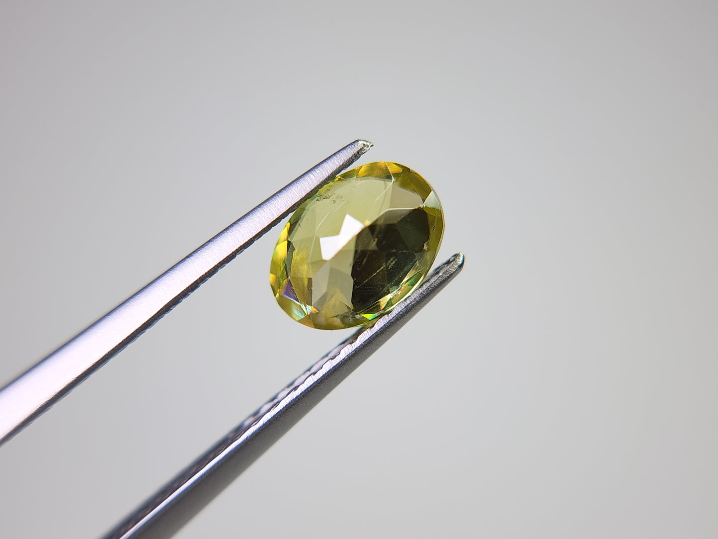 0932-5　スフェーン　1.04ct