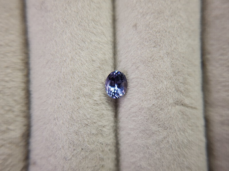 0654-2-4　ゾイサイト　0.36ct