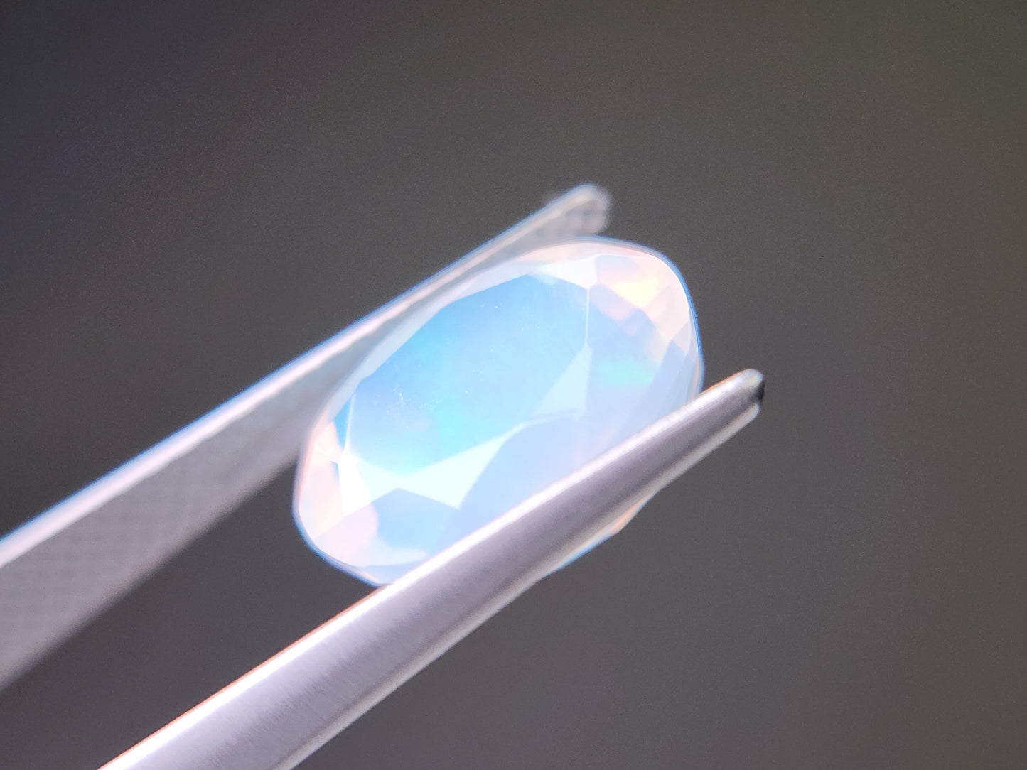 0916-2　オパール　2.25ct