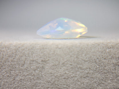 0916-33　オパール　3.25ct