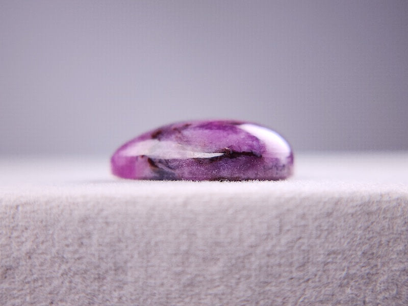 0880-23　スギライト　10.81ct