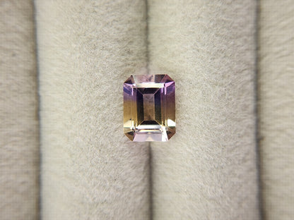 AMT-14　アメトリン　2.35ct