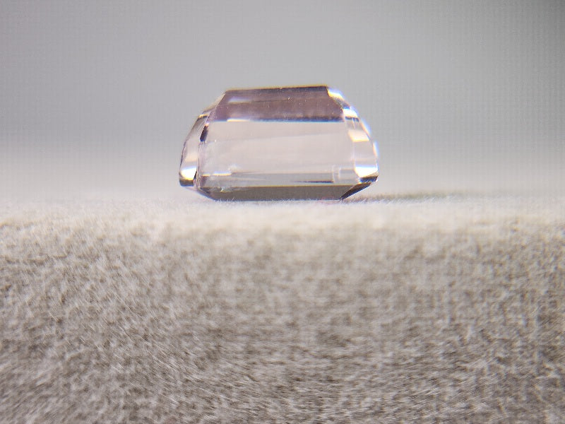 0874-29　クンツァイト　1.68ct