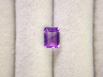 0918-3-5　アメジスト　1.54ct