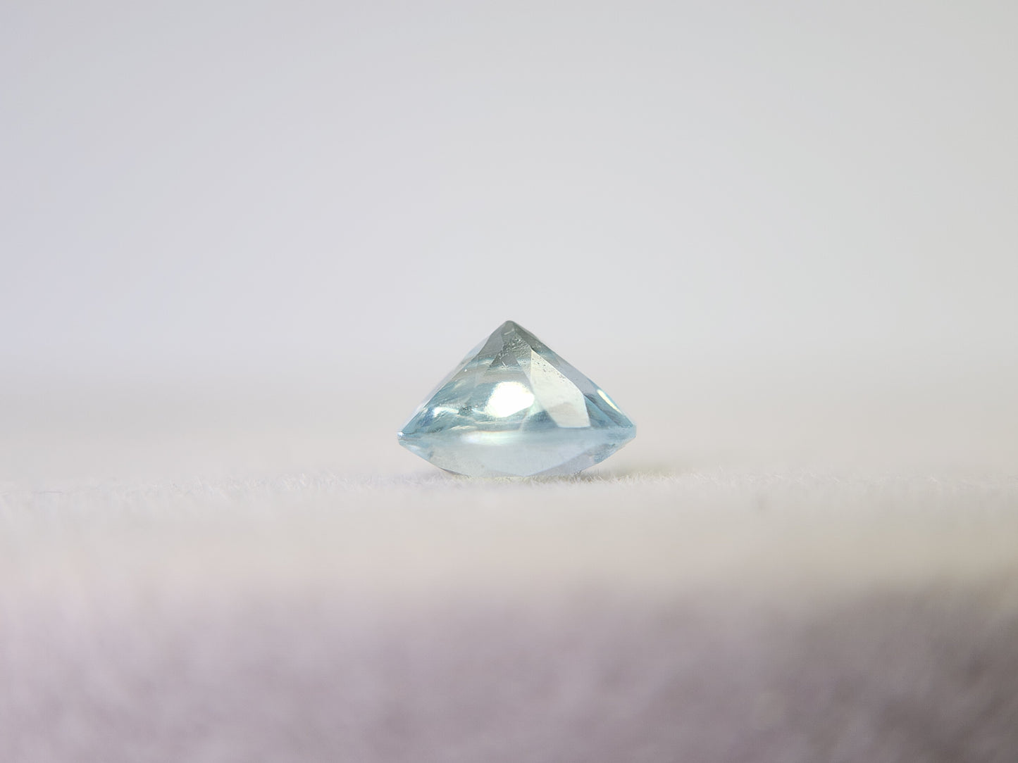 0878-3-8　グリーンベリル　0.62ct
