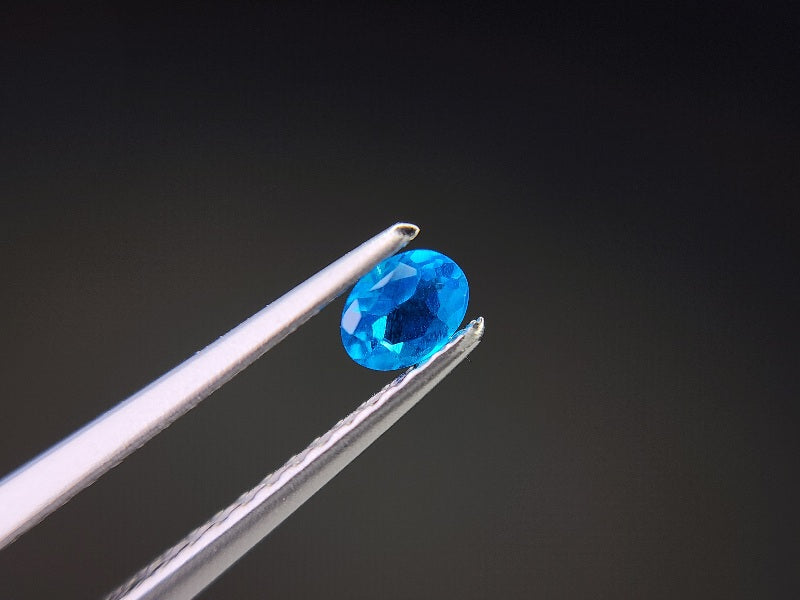nbl-AP-7　ネオンブルーアパタイト　0.21ct