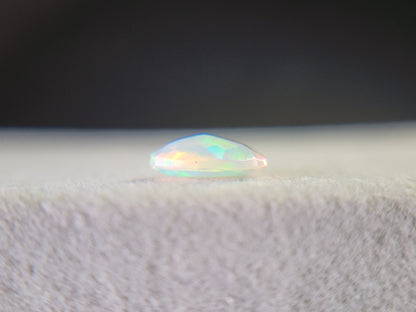 0916-12　オパール　1.21ct