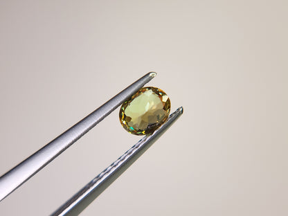 0932-1　スフェーン　0.46ct
