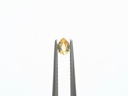 0166　ペアシェイプカットのサファイア　0.16ct