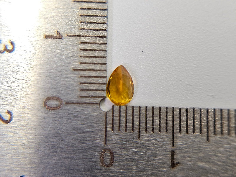 CND-4　コンドロダイト　0.52ct
