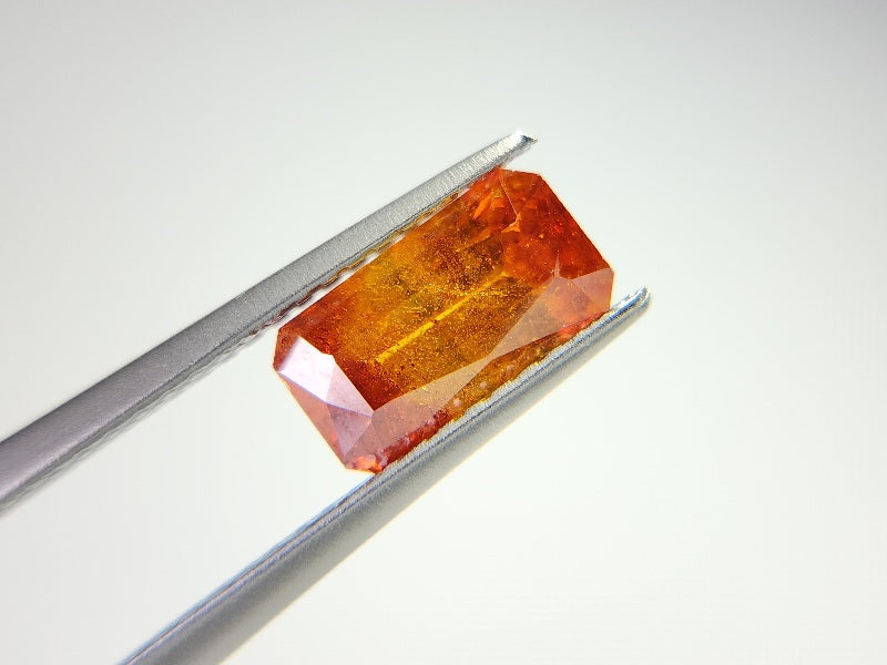 Spha-7 スファレライト 1.85ct – 東洋ルース公式オンラインショップ