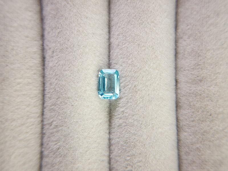 0466-1　アパタイト　0.79ct