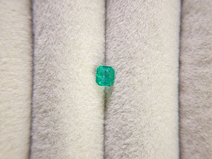 0936-25　エメラルド　0.27ct