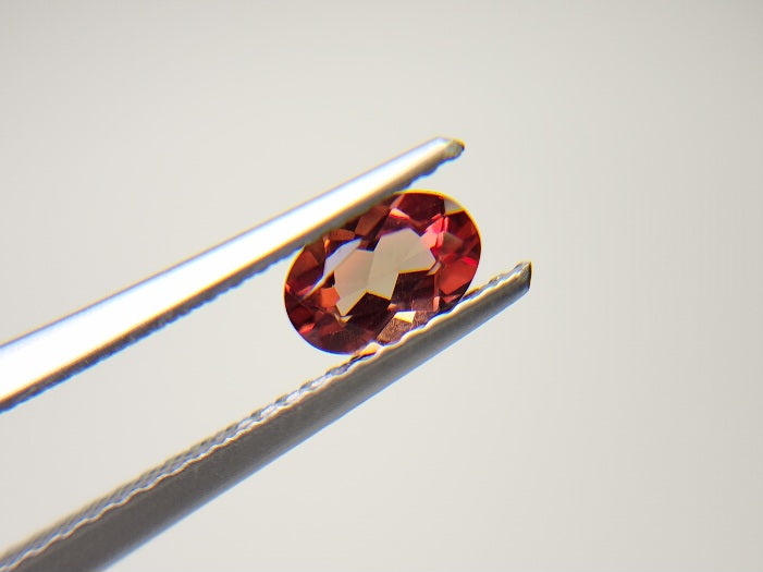 0152-1-12　バイカラーアンデシン　0.39ct