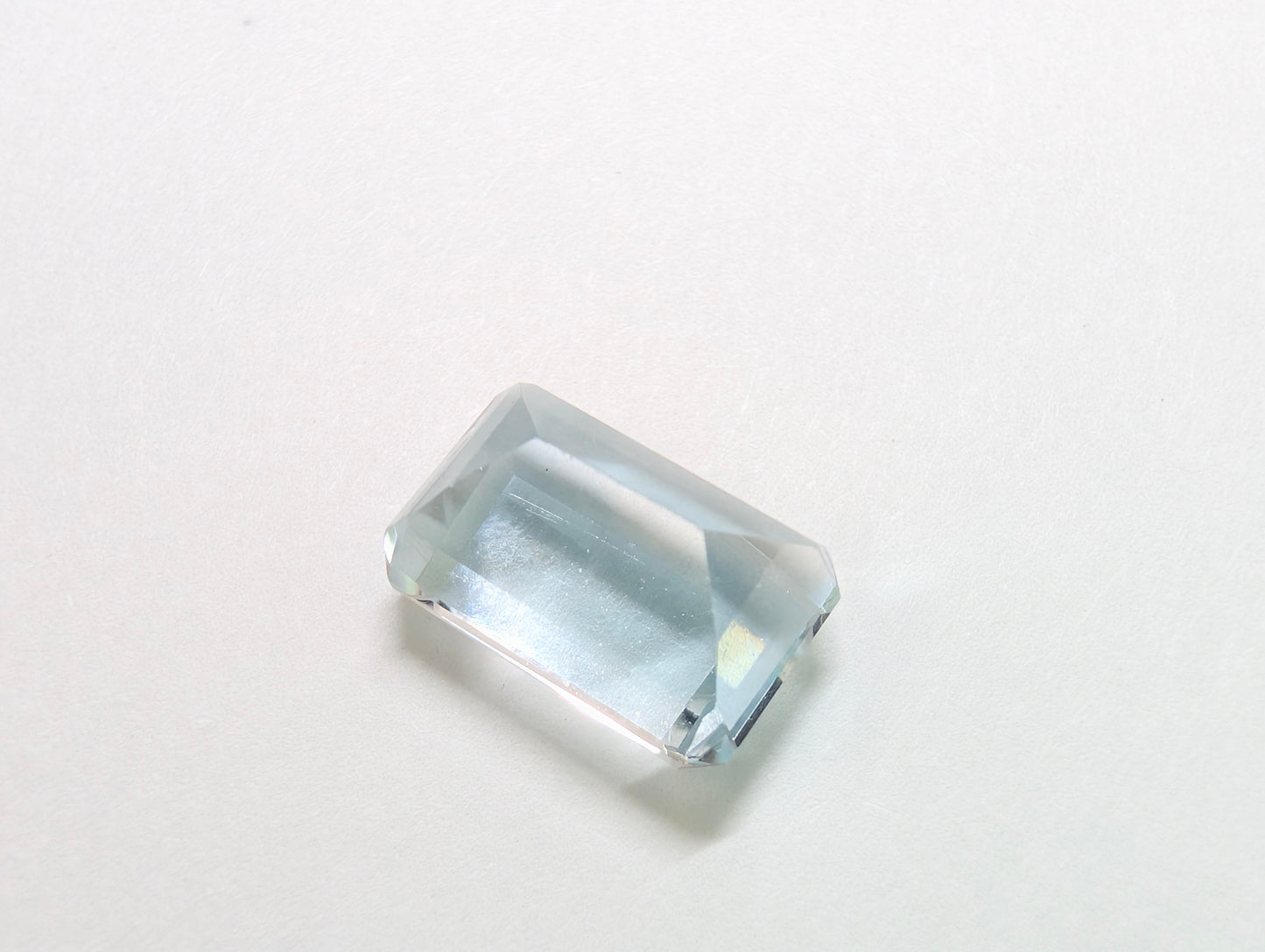 0051 バイカラートパーズ 3.73ct