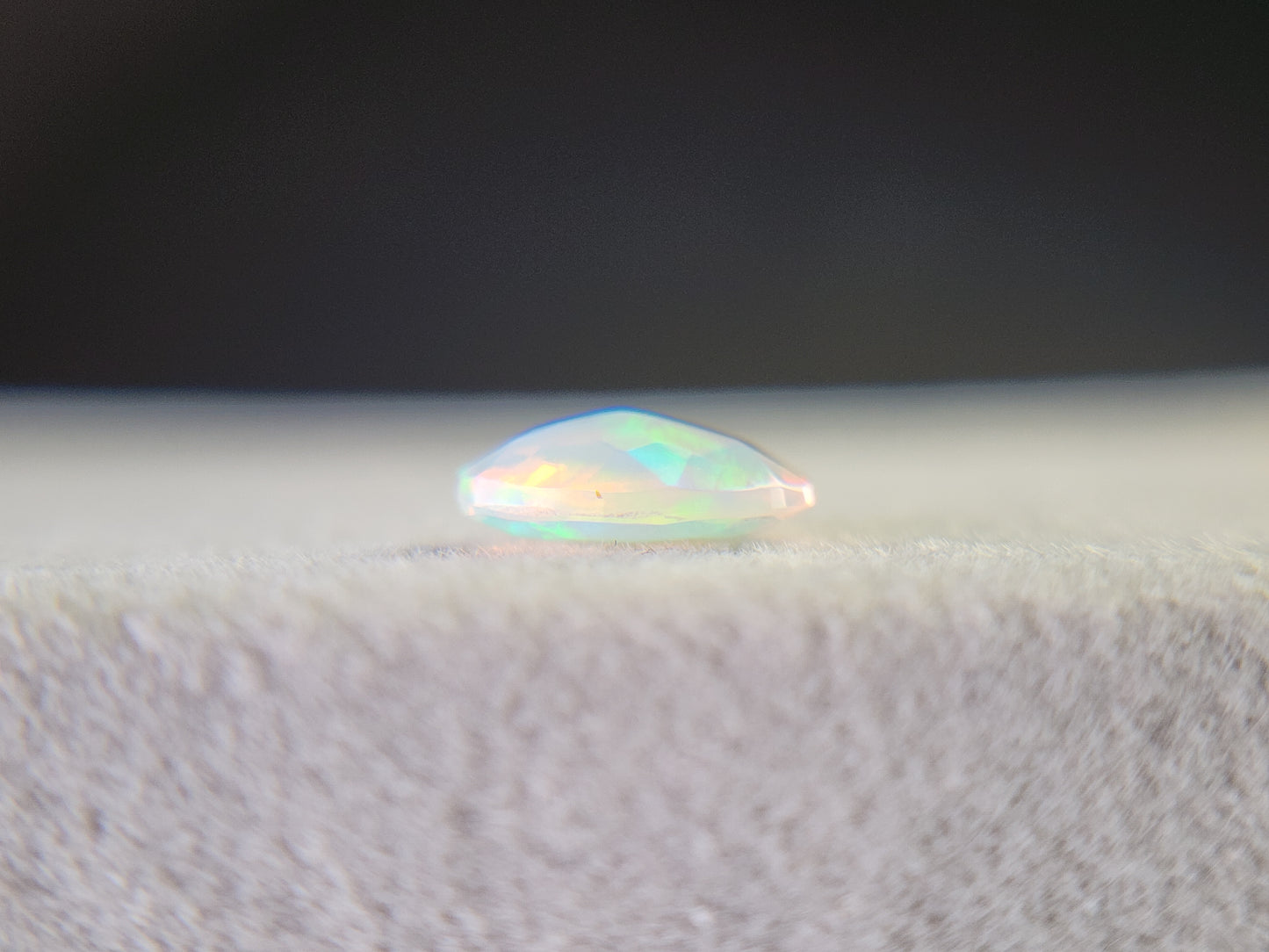 0916-13　オパール　0.65ct