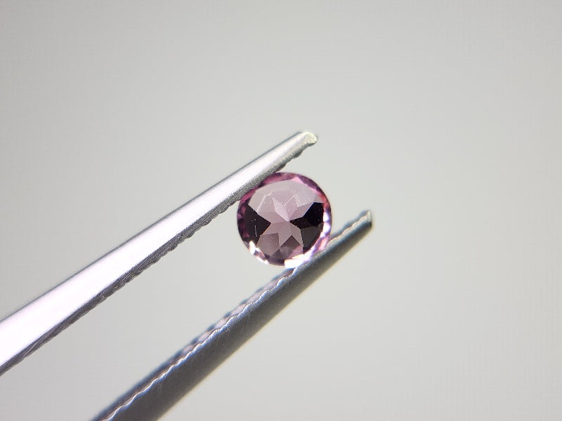 0823-15　スピネル　0.31ct
