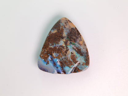 0903-2　ボルダーオパール（穴あき）　52.03ct
