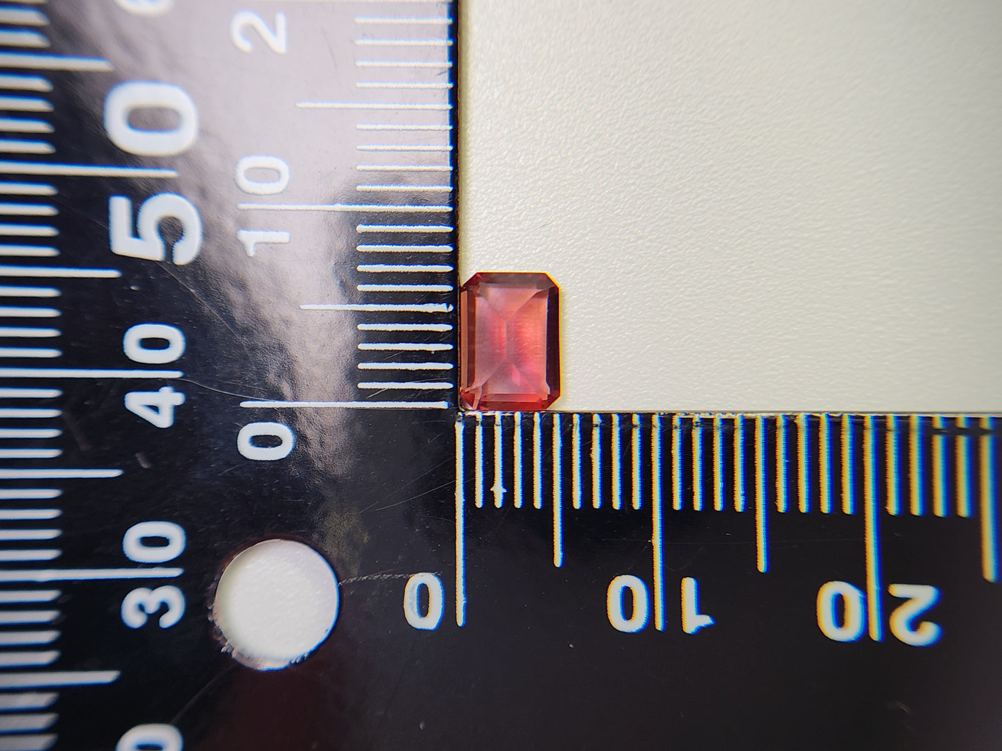 0151-3-6　バイカラーアンデシン　0.79ct
