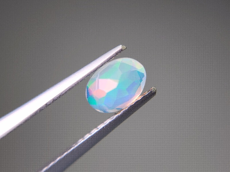 0909-2-6　オパール　0.59ct
