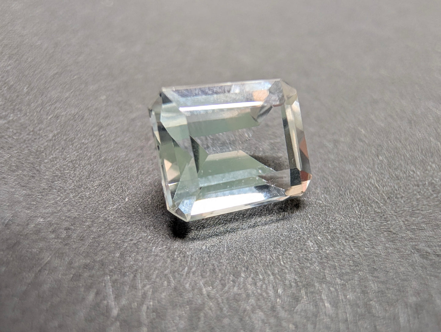 0048　バイカラートパーズ 3.83ct