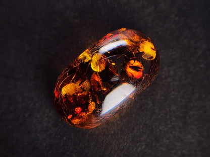 0038-2　琥珀　8.97ct