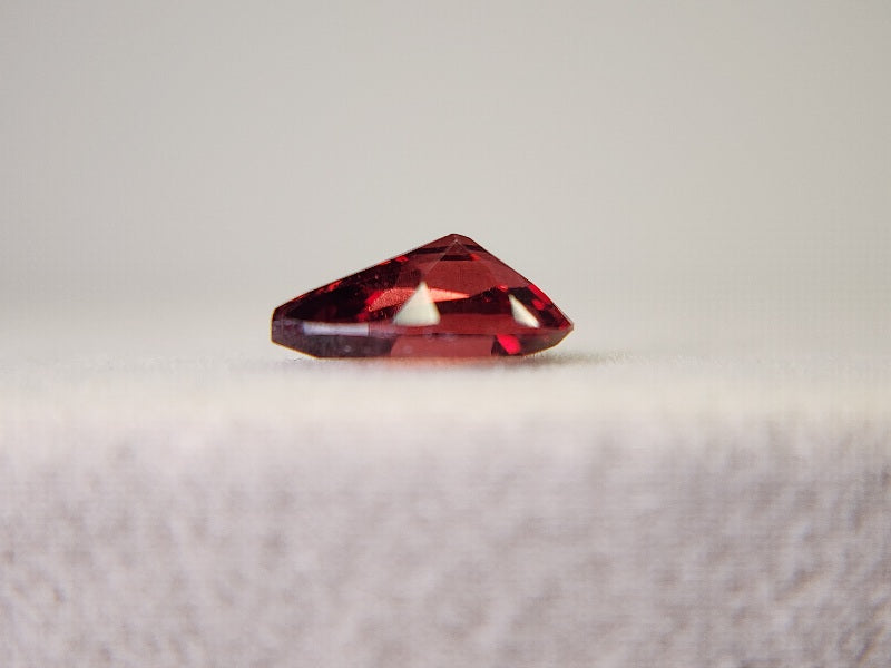 GA-53　ガーネット　1.41ct