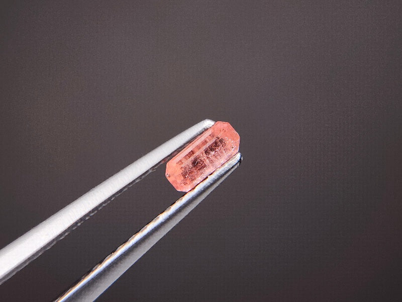 VY-1　ベイリネナイト　0.16ct