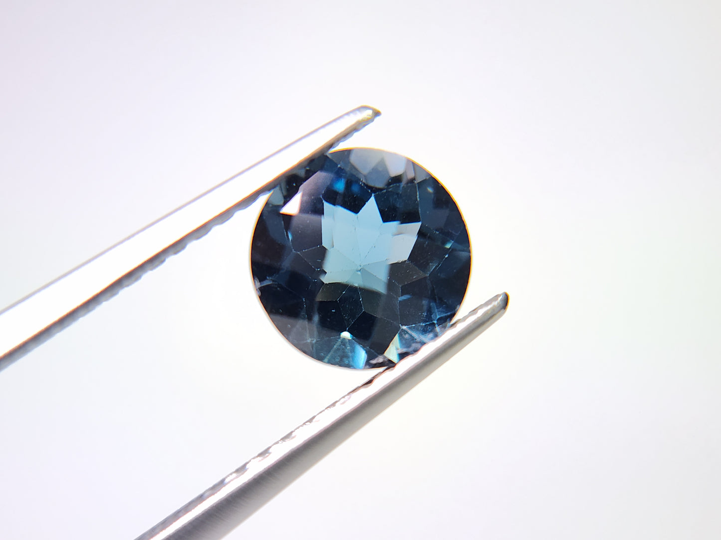0931-10　ロンドンブルートパーズ　1.56ct