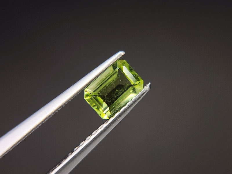 0238-2　ペリドット　0.63ct