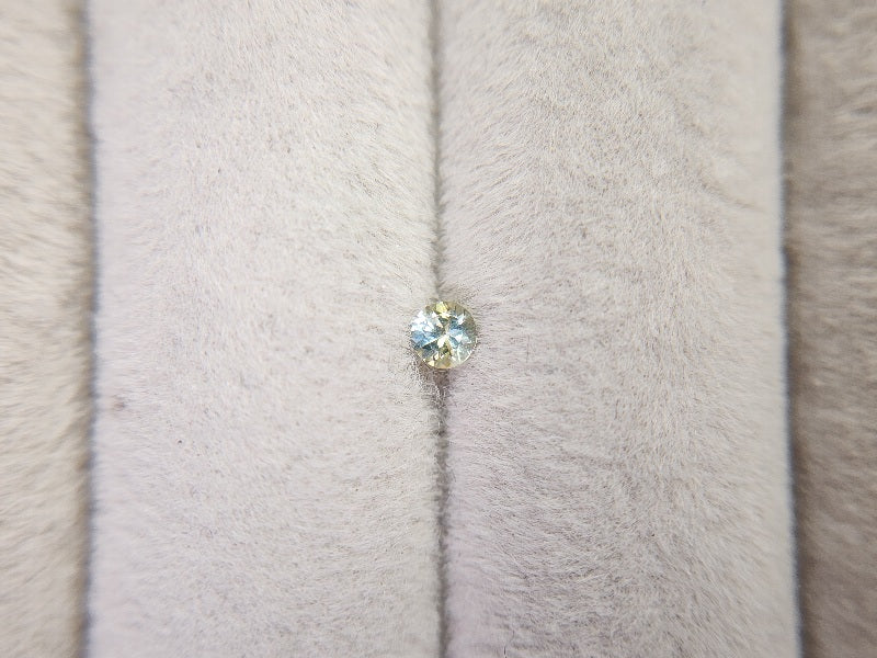 0090-40　モンタナサファイア　0.13ct