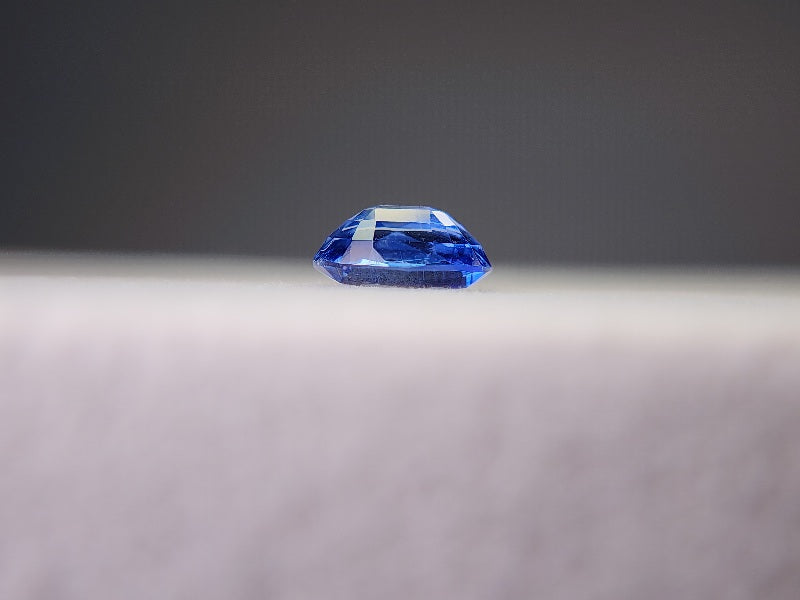 0035-1-24　カイヤナイト　1.42ct