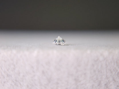 0015-1-20　ダイヤモンド　0.09ct