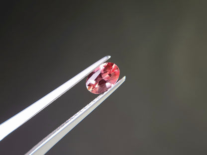 0152-1-3　バイカラーアンデシン　0.42ct