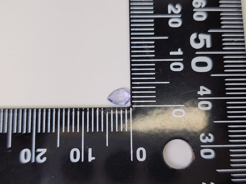 0644-15-4　ゾイサイト　0.24ct