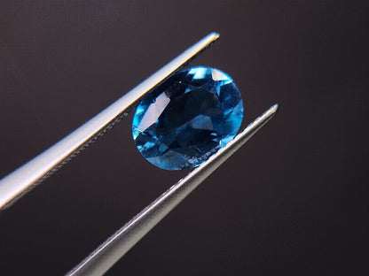 bl-TO-8　ブルートパーズ　2.22ct