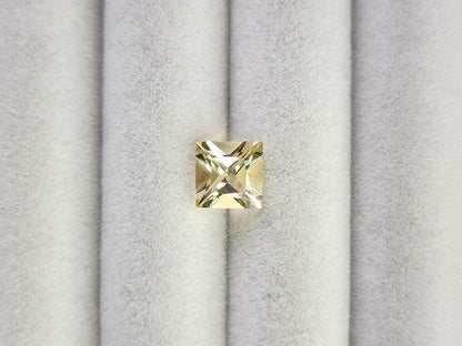 0091-9　イエローラブラドライト　1.46ct