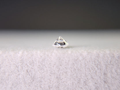 0015-1-13　ダイヤモンド　0.13ct