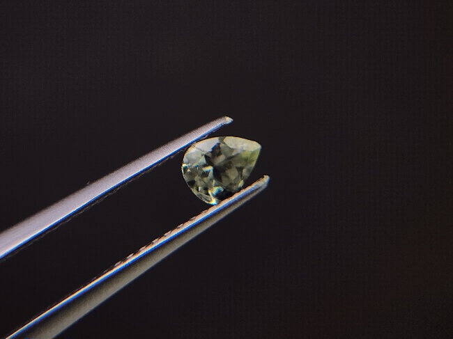 0644-10-3　ゾイサイト　0.36ct