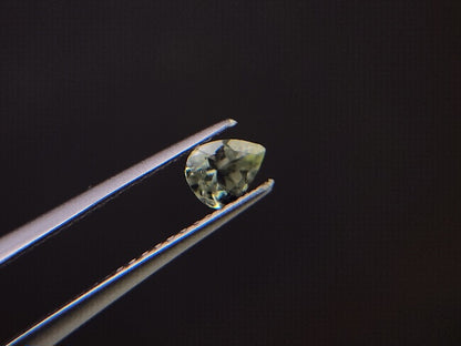 0644-10-3　ゾイサイト　0.36ct