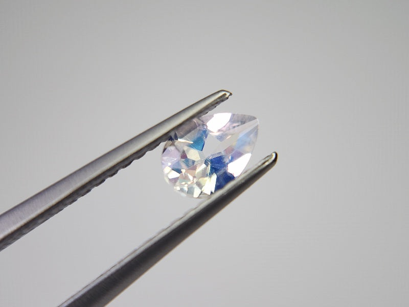 0762-12　アンデシンラブラドライト　0.42ct