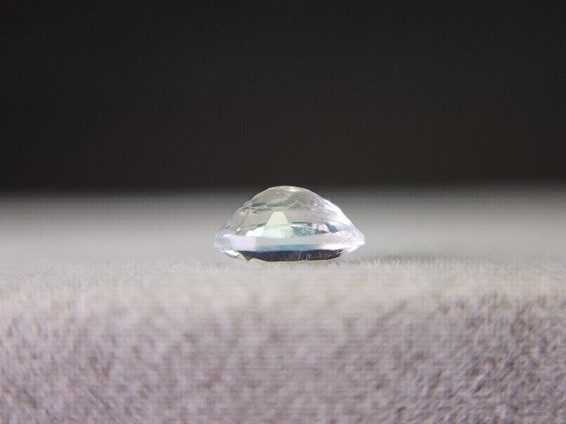 0760-12　アンデシンラブラドライト　0.47ct