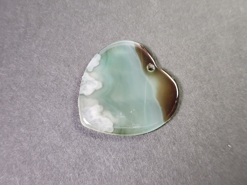 ME-4　瑪瑙(穴あき)　19.20ct