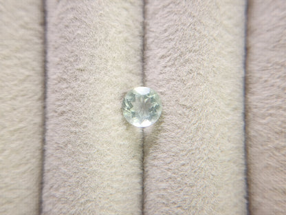 gBE-25　グリーンベリル　0.80ct
