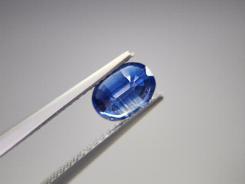 0942-19  カイヤナイト  1.05ct