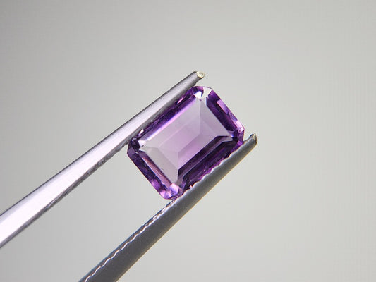 0918-2-6　アメジスト　1.38ct