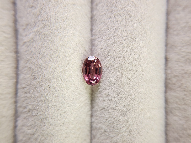 0823-11　スピネル　0.54ct